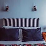 Hotel Maison Saintonge 4*