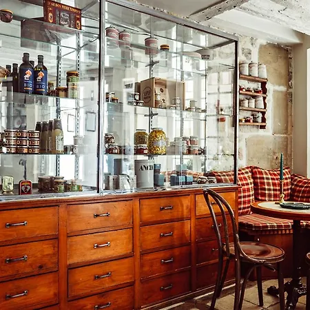 Maison Saintonge 4* Paris
