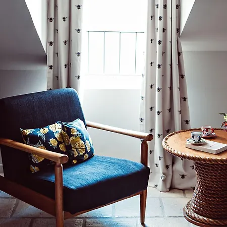 Hotel Maison Saintonge 4*