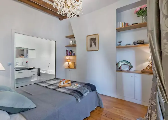 Ξενοδοχείο Maison Saintonge 4*