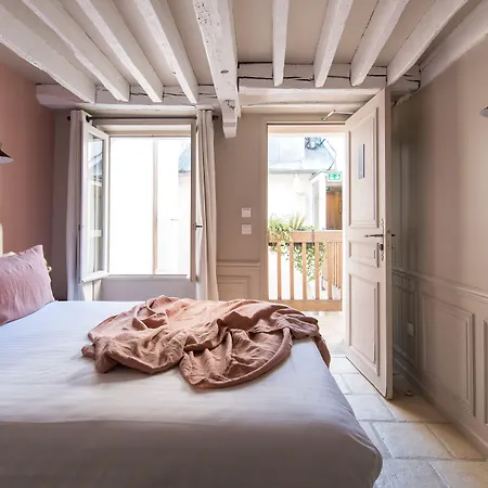 Maison Saintonge 4* Paris