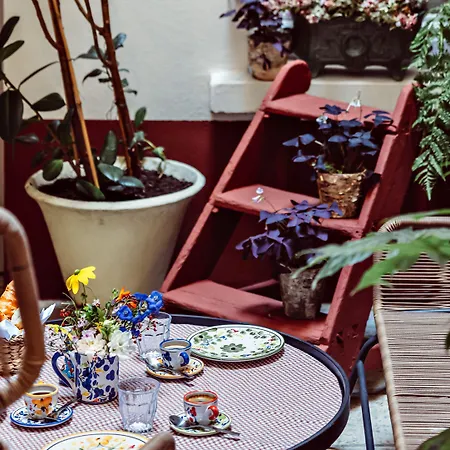 Maison Saintonge Hotel 4*